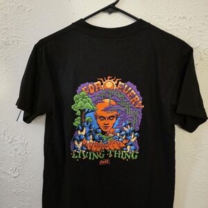 Black Graphic Tee - Short Sleeve